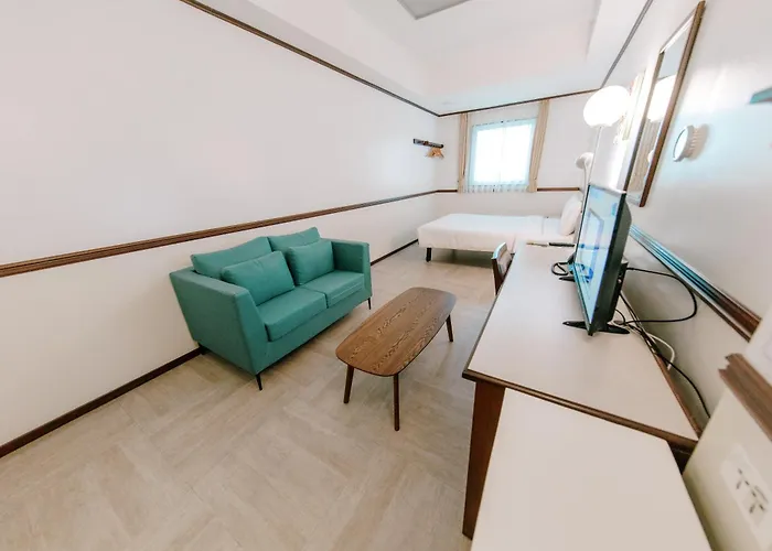 Toyoko 3* Cebu Stadt